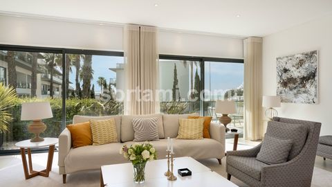 Fabulous apartment with sea view Ground floor apartment with a modern interior, comprising an equipped kitchen with a dining area in an open space, a large dining- and living room, with access to the outdoor area with a magnificent terrace and garden...