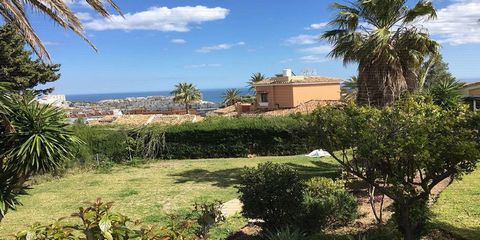 Situated in Torremuelle, Benalmádena, this outstanding project will have spectacular views across to Benalmádena Costa. This project is accessible at the end of a private cul-de-sac and will have a private driveway leading directly up to the property...