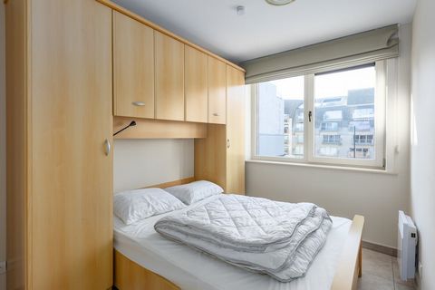 Ce charmant appartement au 2ème étage offre un séjour confortable et chaleureux, avec deux chambres à coucher avec lits doubles, parfait pour jusqu'à quatre personnes. Le salon chaleureux s'ouvre sur une terrasse ensoleillée avec une vue magnifique s...