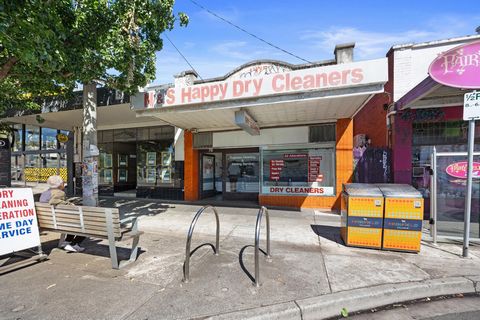 78 Station Street, Fairfield FOR SALE BY EXPRESSIONS OF INTEREST CLOSING THURSDAY 27 MARCH AT 4:00 PM Highly prominent retail freehold in vibrant retail strip Rental of $46,620 pa + GST + outgoings 5 year lease term with fixed 3% rental increases Lon...