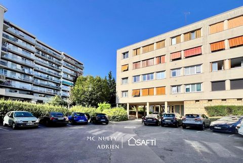 Appartement 4 pièces 3 chambres 60m2 à Créteil