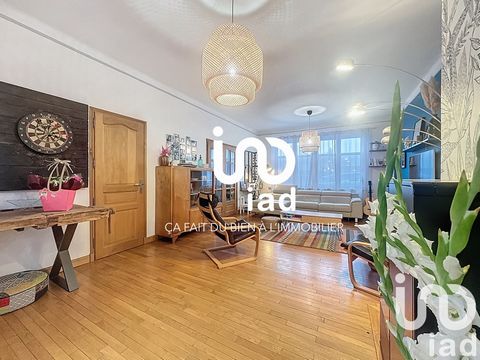 iad France - Guillaume Salembier vous propose: Rare sur le marché - Coup de Coeur assuré Idéalement située dans le secteur très prisé du Dernier-Sou, venez découvrir cette maison familiale avec cachet, de plus de 200m2 : pièce de vie XXL, cuisine spa...