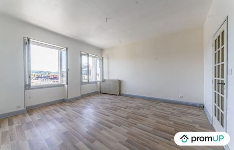 La situation Saint-Amand-Montrond est une commune située dans le département du Cher, au cœur de la région Centre-Val de Loire. Avec ses 9 437 habitants, elle est la troisième ville du département du Cher, derrière Bourges et Vierzon. La commune fait...