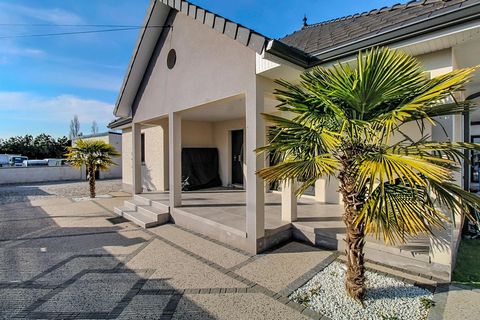 Pavillon récent avec piscine et accès rapide RCEA