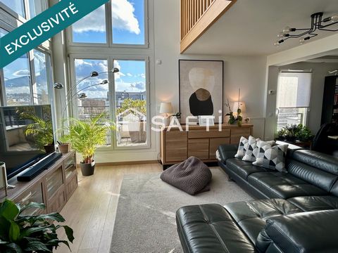 VUE INCROYABLE SUR LA SEINE DEPUIS CE DUPLEX