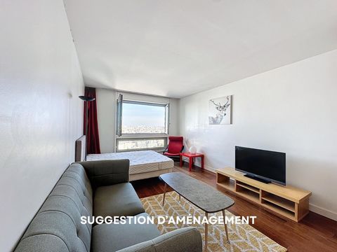 Studio lumineux avec vue imprenable sur Paris