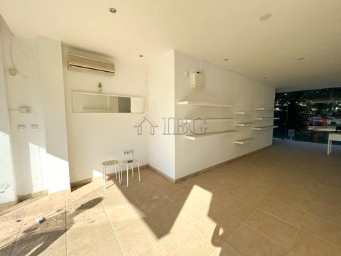 . Shop/office in the center of Sunny Beach, complex Avenue IBG Real Estates is pleased to offer for sale this spacious premises suitable for your business and with perfect location in center of Sunny Beach resort. Located in close proximity to the ce...