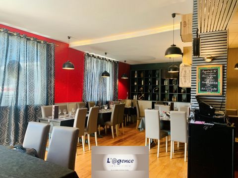 RESTAURANT located next to the most touristic city of Normandy, in a high attendance area: 5 hotels 2 minutes walk, tourist shops nearby, public parking 300 places 1 minute walk. Nice location passing with very good visibility. Establishment of categ...