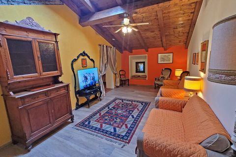 Cozy detached house in the hills of Pistoia. This holiday home consists of four individually furnished apartments so perfect for different families or friends travelling together; the complex is an ancient 
