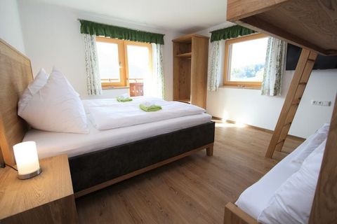 Mittersill is a charming community in the Pinzgau region of Salzburger Land. Located in the heart of the Alps, the city offers a breathtaking backdrop of majestic mountains, green valleys and clear waters. This cozy and modernly furnished holiday apa...