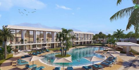 Appartementen met Zeezicht Vlakbij de Golfbaan in Karaağaç Girne Girne is een populaire woonplaats in Noord-Cyprus. Er zijn verschillende internationale universiteiten en hotels in dit onderwijs- en toeristisch centrum. Karaağaç staat bekend om zijn ...