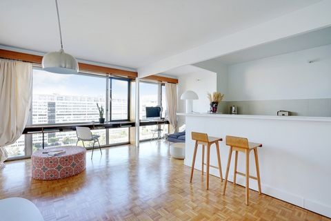 Dpt Paris (75), à vendre PARIS 14EME ARRONDISSEMENT appartement T4 de 84 m²