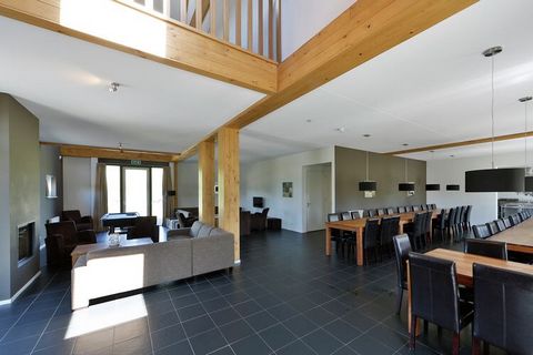 The old farm was completely rebuilt after being destroyed in a fire in 2010. The group accommodation that has been created here boasts high quality finishes and an extra touch of luxury. It has 14 very spacious bedrooms, all of which have their own b...