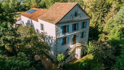 Beautiful 18th century stone watermill in sought after location situated on 2.2h park land with river access. Within walking distance of a lively French medieval village. The watermill has bags of potential, and boasts a plethora of character feature...