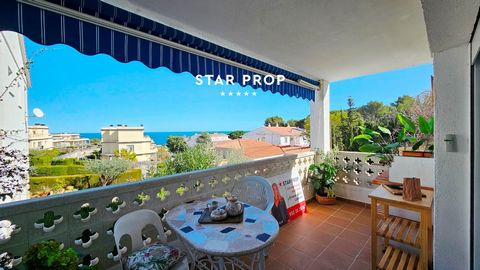 Welcome to your new dream property in Llançà, Girona, next to the beach and the coastal path. STAR PROP is pleased to present this magnificent home that has all the features you were looking for. From the moment you set foot in this property, you wil...