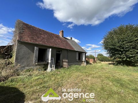 The small agence.com of Eguzon offers you today for a modest budget, to acquire this single-storey property to be rehabilitated in its entirety. In the town of San Sebastián in a small hamlet very quiet and peaceful, 5-10 minutes from Éguzon-Chantôme...
