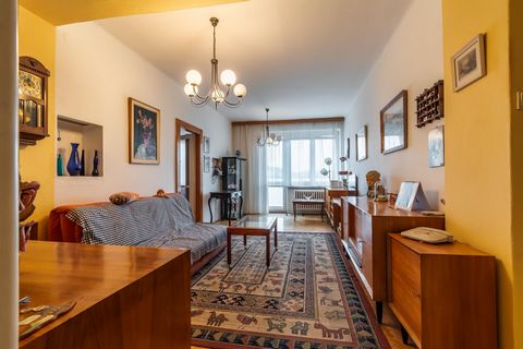 ... > I exclusively offer you an apartment in personal ownership 3+1 with a balcony and cellar in the street Ke Krči 1060/39, Prague 4 - Braník, which is located on the third floor (4th floor) of a brick apartment building, in which there is an eleva...