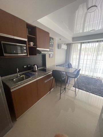 🏝️ Your Piece of Paradise on Phuket Island! 🏝️ 🌟 URGENT SALE! PRICE BELOW MARKET VALUE! 🌟 Welcome to Rawai Beach Condo, the perfect place for both your own residence and investment! 🏊‍♂️ Enjoy a wide range of amenities designed to enhance your comfor...
