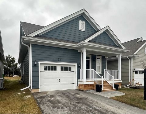 Welcome to this primely located Lilacs condominium community a sought after development of newly built retirement bungalows. This pristine 3 year old luxurious bungalow shows like a 10 and is ready for immediate occupancy. Bright, neutral dcor, fabul...