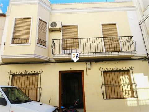 Located in the heart of Martos, in the Jaen province of Andalucia, Spain, tucked away in a quiet street, it is only a 5-minute walk from all the main shops. Entering the property through a beautiful Victorian double-door entrance, there is a gorgeous...