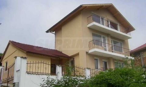 SUPRIMMO Agency: ... We present for sale a three-storey villa near the Botanical Garden in Balchik. On their own plot of 640 sq.m there are two houses with an area of 520 sq.m, the main villa and an additional one-storey building. Distribution: inter...