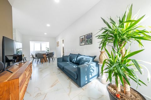 Apartment with three bedrooms, fully refurbished in 2022 800m from the sea and close to international schools like the King colleague 900m from the apartment Profitability above 5% annual yield. There are companies with an AL License for their manage...