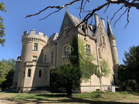 Absolutely enchanting 16 bedroom historical French Chateau with private Chapel, nestling in over 14 acres of glorious land with pool and beautiful gardens, while enjoying far reaching countryside views from its peaceful location near Le Chautay. Cons...