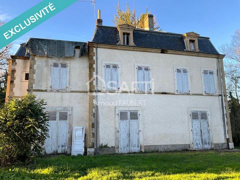Located in the charming town of Daumazan-sur-Arize, this Napoleon 3 period house offers an ideal living environment. Close to amenities, it benefits from a privileged location, thus offering accessibility to shops and essential services on a daily ba...