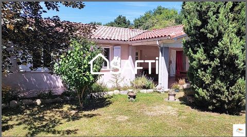 Located in a charming town 5 minutes from Puylaurens and 10 minutes from Revel, this house benefits from an ideal location. Nestled in a peaceful area, it offers its residents a pleasant living environment conducive to tranquility. Close to amenities...