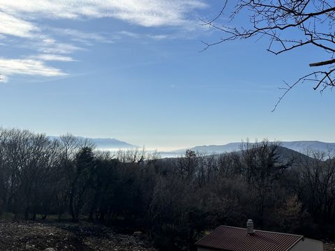 New project of Aniko construction, possibility of adaptation. 150-160m2 BRP on plots 562-742m2. For sale: House 1, 3 rooms and house 2, 4 rooms. In Bribir near Crikvenica, surrounded by nature and a view of the sea, which is 5 km away. The ground flo...