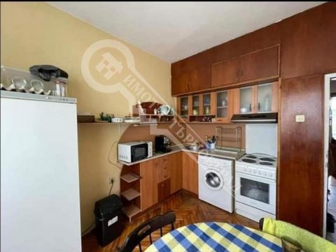 Imoti Tarnovgrad offers you a one-bedroom apartment located in the city center, near the Court of Justice. The offered apartment consists of a bedroom, a living room with access to a terrace, a kitchen, a bathroom with a toilet and a corridor. The ap...