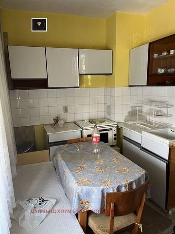Real estate agency Diamond Home offers you a one-bedroom apartment in Diamond Home quarter. Sunrise. The apartment has an area of 58 sq.m. and consists of a living room with a bedroom, a kitchen, a bathroom with WC, two corridors and a terrace. Our m...