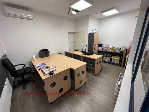The real estate agency Diamond Home presents you an office in Diamond Home district. Hristo Smirnenski. The property has an area of 21 sq.m with the status of a grocery store. Completely renovated and updated. Internal insulation, floor insulation, a...