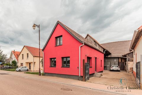 House completely renovated in 2020, close to the motorway axes, 10 minutes from Obernai, and 20 minutes from Strasbourg. The house is composed as follows: On the ground floor, you will find a beautiful living room with living room, dining room and fi...