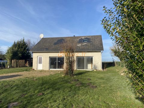 15kms from Fécamp, in a village with small local shops, bright and renovated pavilion offering 90m2 on the ground on a garden of 1000m2. You will appreciate the recent fitted kitchen, the living room bathed in light through the south-facing bay windo...