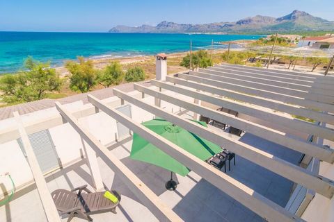 The spacious terrace is the perfect place to relax and enjoy the sea breeze after a day at the beach. You will be able to enjoy your meals in the open air with unbeatable views. You have direct access to the living-dining room. The living-dining room...