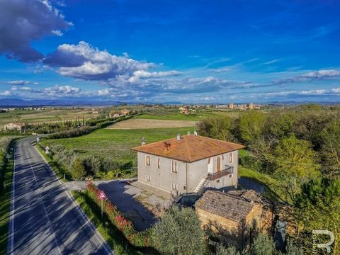 Welcome to your new dream home, a rustico whose history and character were enhanced by the careful renovation in 1996. The roof was renewed in 2023, offering the residents additional security and tranquillity. The rustico is ideally located right nex...