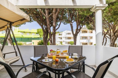 A 2 bedroom apartment located in a private condominium, with two outdoor pools, large garden area and just a few steps from Praia da Falésia, one of the most emblematic and beautiful beaches in the Algarve. The apartment is fully equipped, including ...