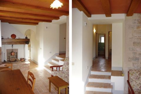 Situated in Corciano, this 2-bedroom holiday home can host a family of 4 with children. It comes with a shared swimming pool, terrace, and barbecue.Explore Mantignana while you are here. Perugia is ta 13 km for a visit. There are many delicious choco...