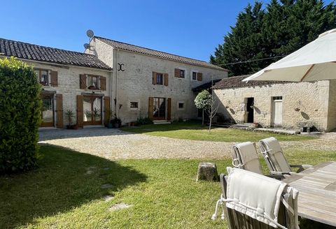 Nestled in a quiet location, yet only 10 minutes from the historic town of Saint Jean d'Angèly, you will find this hidden gem behind a grand arched entrance. Once through the huge red cedar doors you will find yourself in a special place with not one...