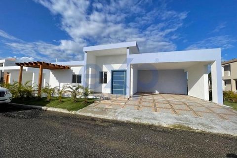 property details; 360 meters 225 meters of construction. 3 bedrooms 3.5 bathrooms Terrace Swimming pool Investment price: USD$ 260,000 Features: - SwimmingPool - Terrace