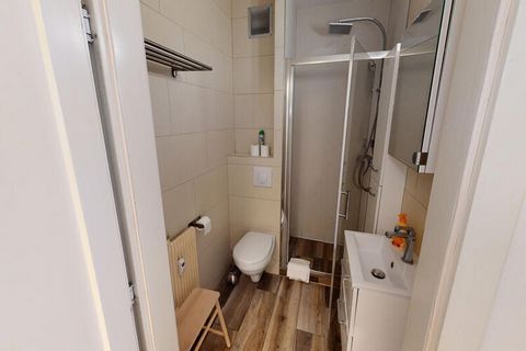 ? Address: 26 rue Erckmann Chatrian ? The Aux bon amis apartment is a pretty 2-room apartment in the heart of the European Quarter ? This apartment is located in the Orangerie district, famous for its park and its proximity to the European Institutio...