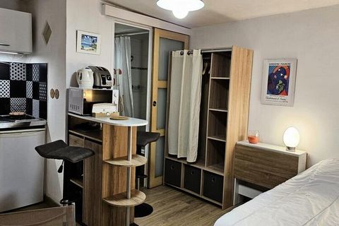 Studio of 16 square meters located in &àgrave; Montpellier. ArrayWith an area of ​​16 square meters, it can comfortably accommodate two people and is ideal for a couple. You can't help but love its location, right next to it. proximity of all ameniti...