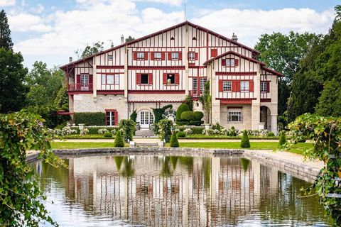 Questo confortevole appartamento T2 si trova in un residence recente, che offre un ambiente tranquillo e silenzioso a soli 20 minuti a piedi dal centro della cittא e dalle terme. L'appartamento dispone di un soggiorno/sala da pranzo con due divani, u...