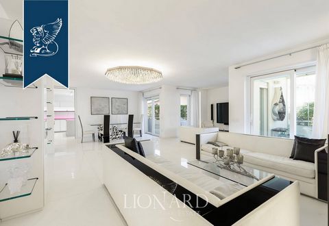 In Rome's exclusive Parioli district, there is this prestigious apartment for sale in an elegant modern design. Located on the 5th floor of a beautiful, recent building, this property combines luxury finishes with precious materials, bearing the...