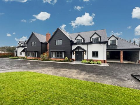 OVERVIEW ***GUIDE PRICE £850,000-£900,000*** Welcome to a stunning new build property in the charming village of Ardleigh. With a spacious and well-thought-out design, this modern home spans approximately 2,767 sq ft, offering a versatile layout perf...