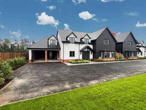 OVERVIEW ***GUIDE PRICE £850,000-£900,000*** Welcome to a stunning new build property in the charming village of Ardleigh. With a spacious and well-thought-out design, this modern home spans approximately 2,767 sq ft, offering a versatile layout perf...