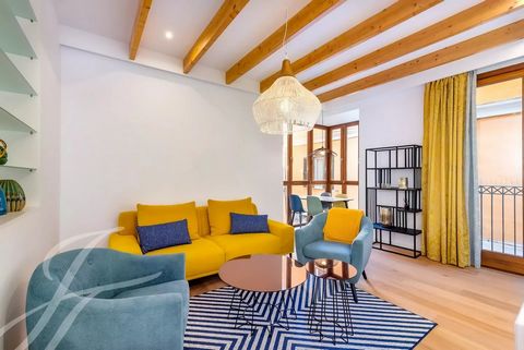 The perfect turn key apartment for anyone looking for a small carefree living in the heart of Palmas Old Town. The space is well planned and designed with attention to detail. Interior design by Krieger Interiors. One of the best preserved old towns ...