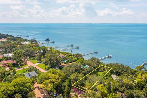 READY TO BUILD YOUR DREAM HOME? Here's your opportunity to build a NEW home on a VACANT Waterfront lot up to current code! This vacant waterfront lot is over 14,000 SQ. Ft. A local builder has designed several options for potential buyers to consider...