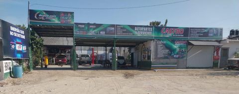 Mechanic Workshop for Sale In San Jose del Cabo Unique opportunity Located near Starbucks Ley store Soriana City Club and a shopping plaza 500m away. Gas stations just 50m. excellent opportunity to start your business in a strategic location It has A...